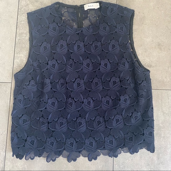 A.L.C. Adriana lace crop top blouse size 2 navy blue - Picture 1 of 6